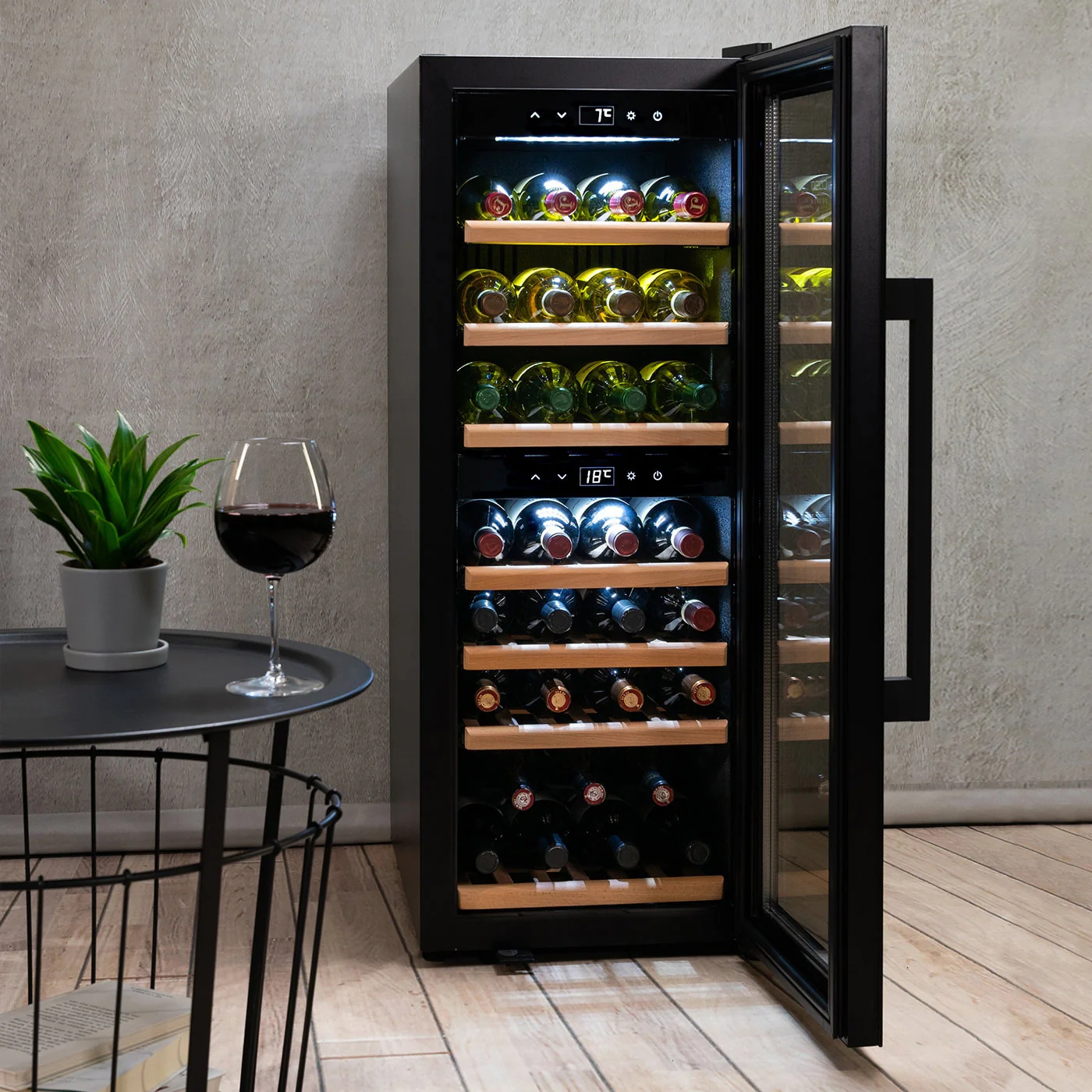 Bar & Beverage Refrigerators
